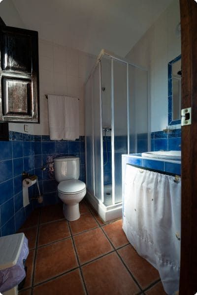 baño azul de la casa Ciudad de Verdeoliva