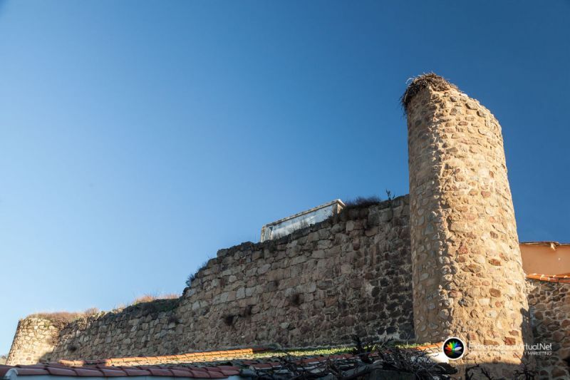 parte de muralla de castillo
